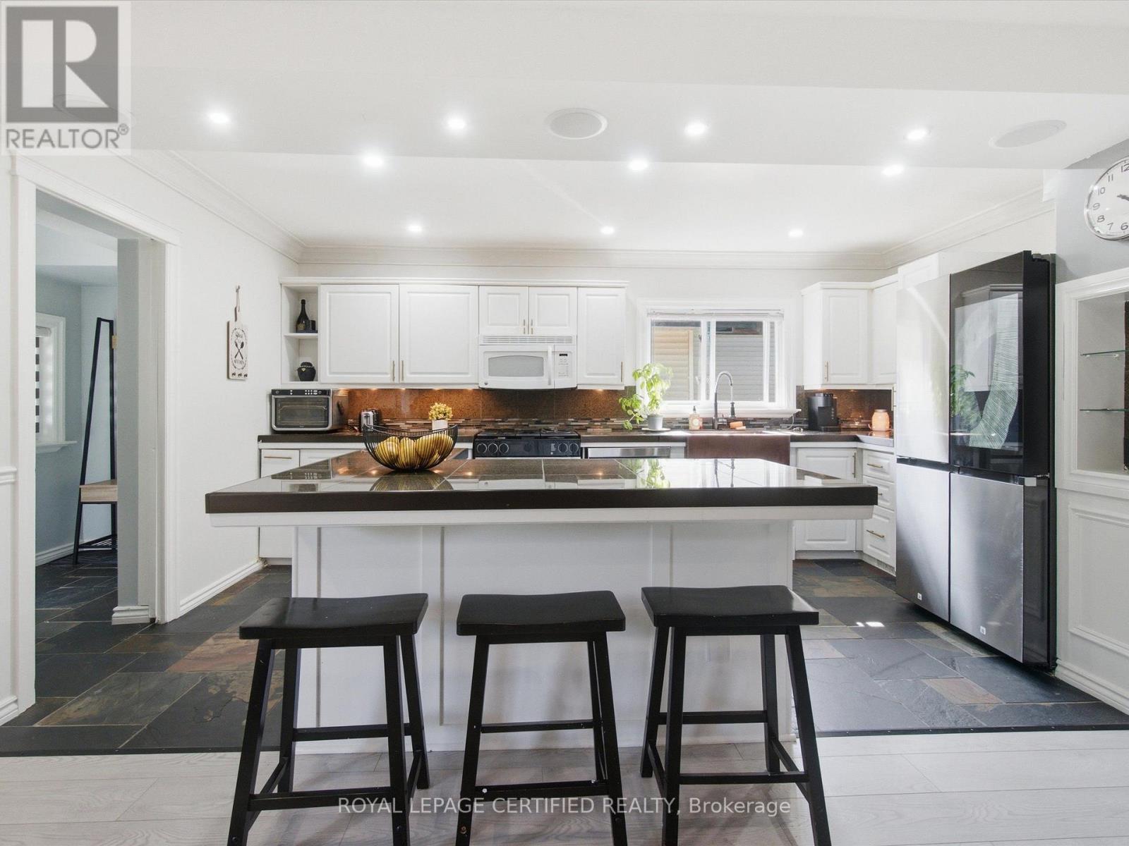 288 IRENE DRIVE