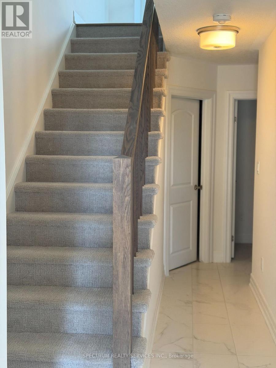 22 - 620 COLBORNE STREET W