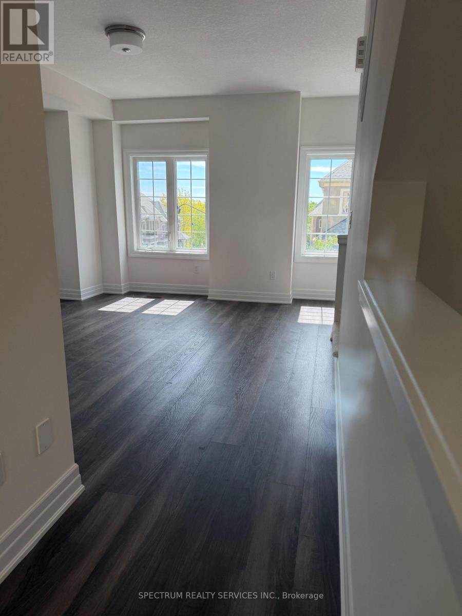 22 - 620 COLBORNE STREET W