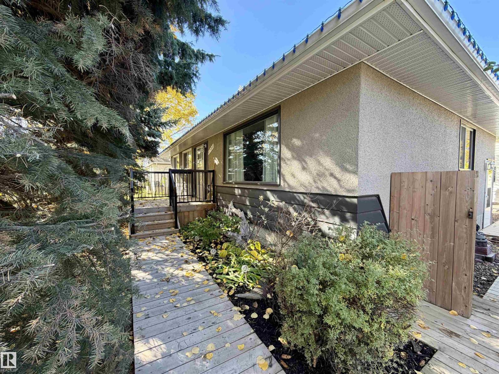4738 49 ST