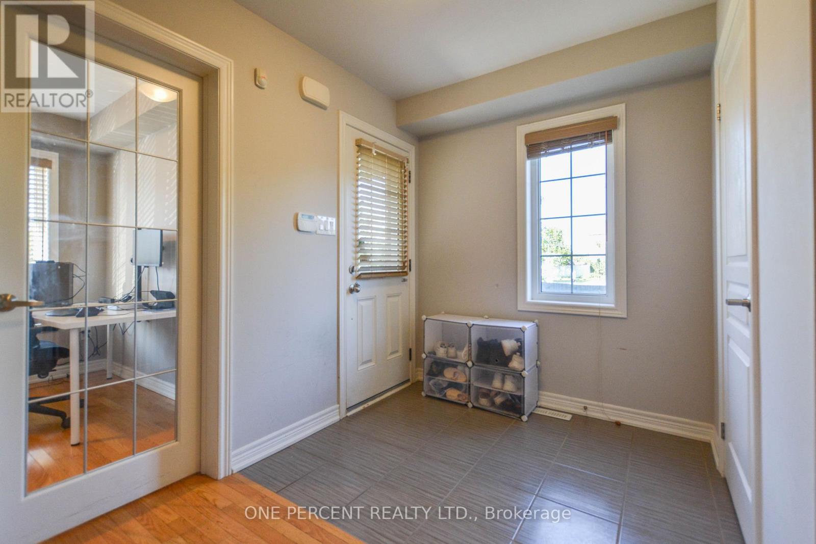 85 BENJAMIN HOOD CRESCENT