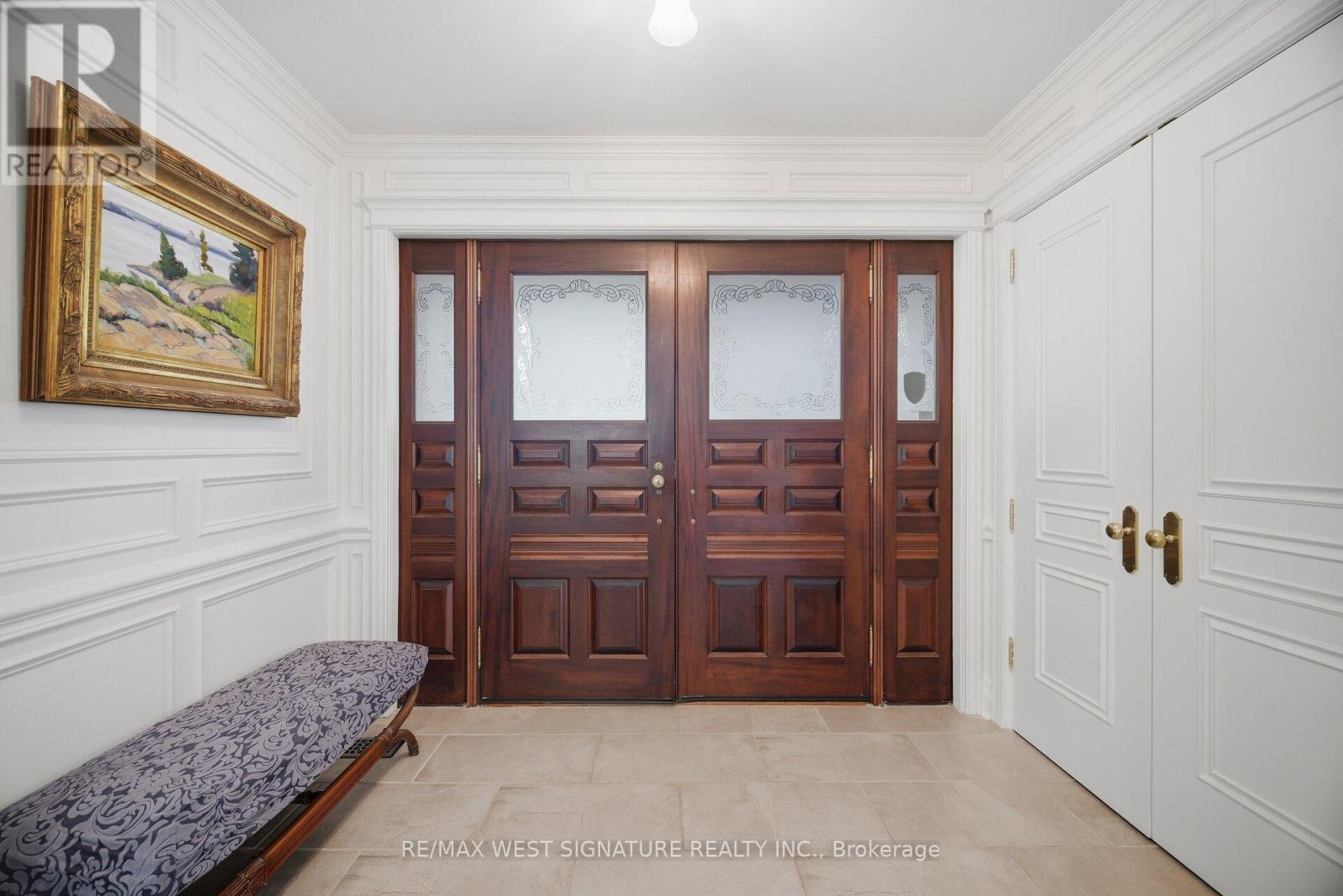 42 HEDGEROW COURT