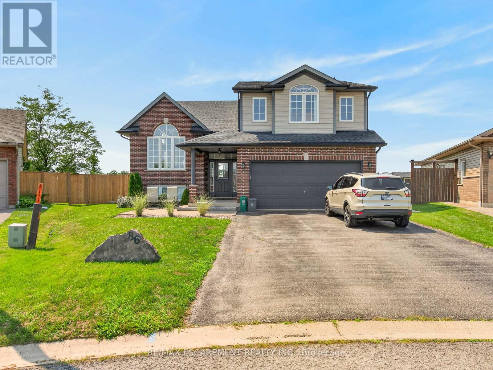 86 GOLDEN ACRES DRIVE