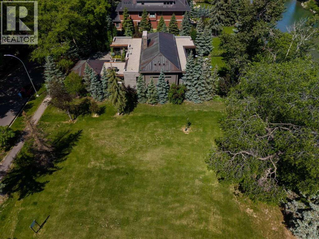 708 Riverdale Avenue SW