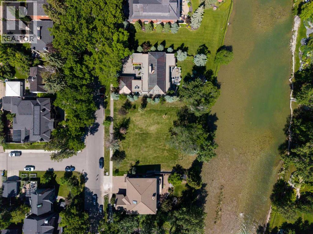 708 Riverdale Avenue SW