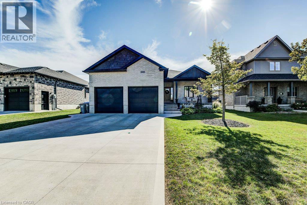 24 GILMER Crescent