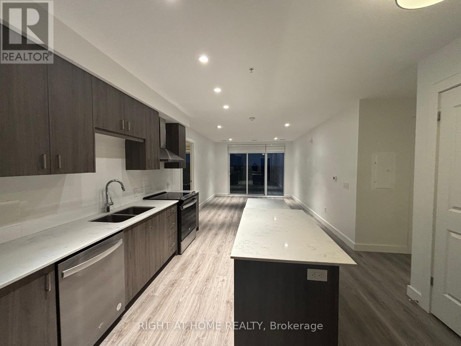 2007 - 15 GLEBE STREET