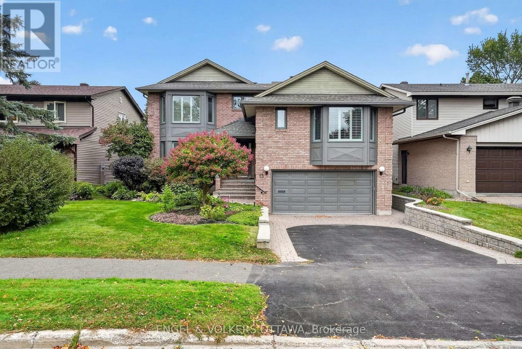 13 LYNHURST AVENUE, OTTAWA, ON K1V 9W8 - Image 1987676671.jpeg?d=l