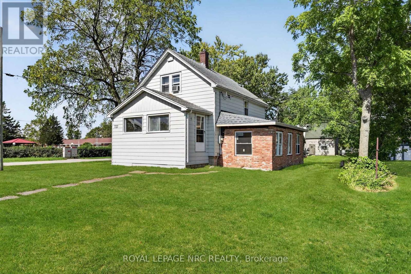 737 MAIN STREET W