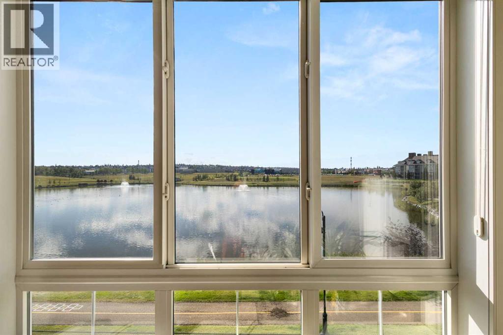 207, 108 Country Village Circle NE