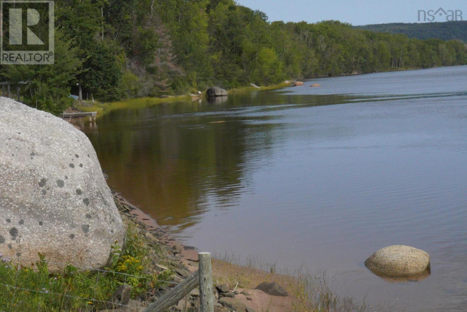6 Massachusetts Road - Photo 4