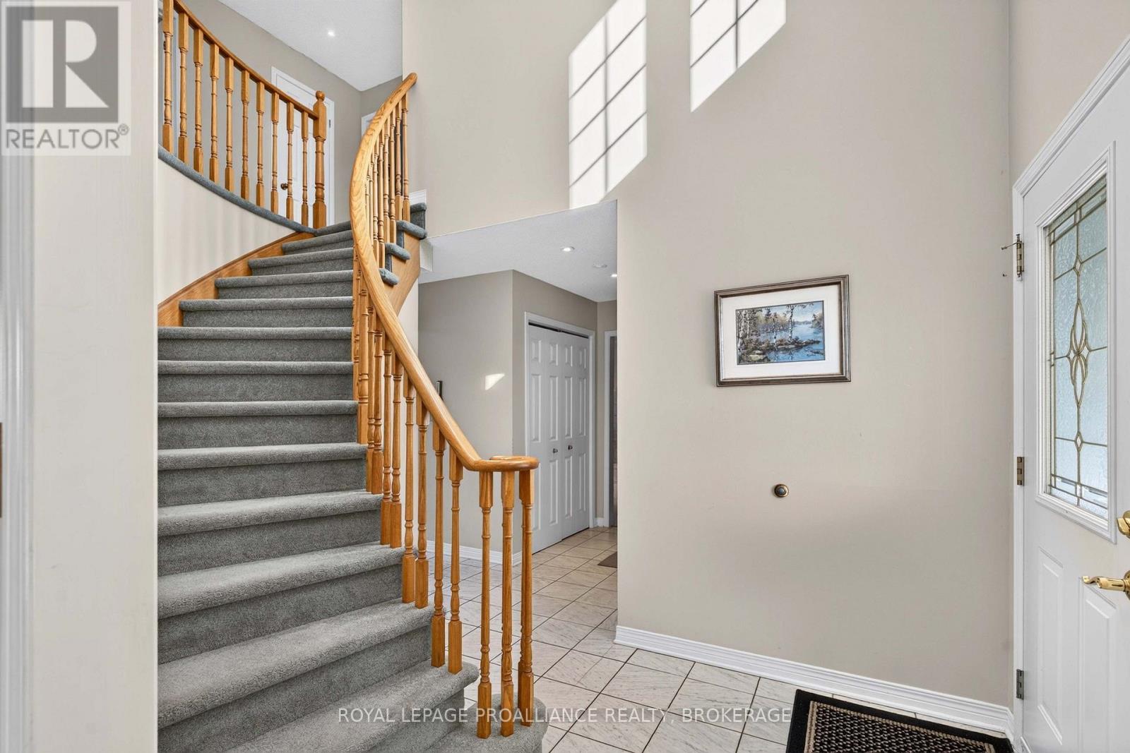 323 SUNRISE CRESCENT
