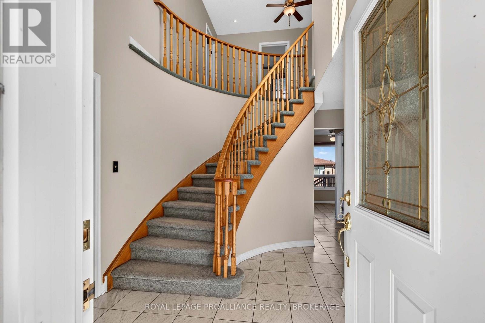 323 SUNRISE CRESCENT
