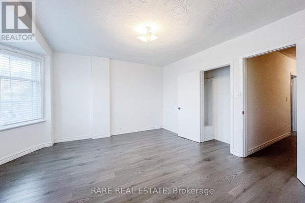 32 Garnet Ave, Toronto (Dovercourt-Wallace Emerson-Junction), ON 4