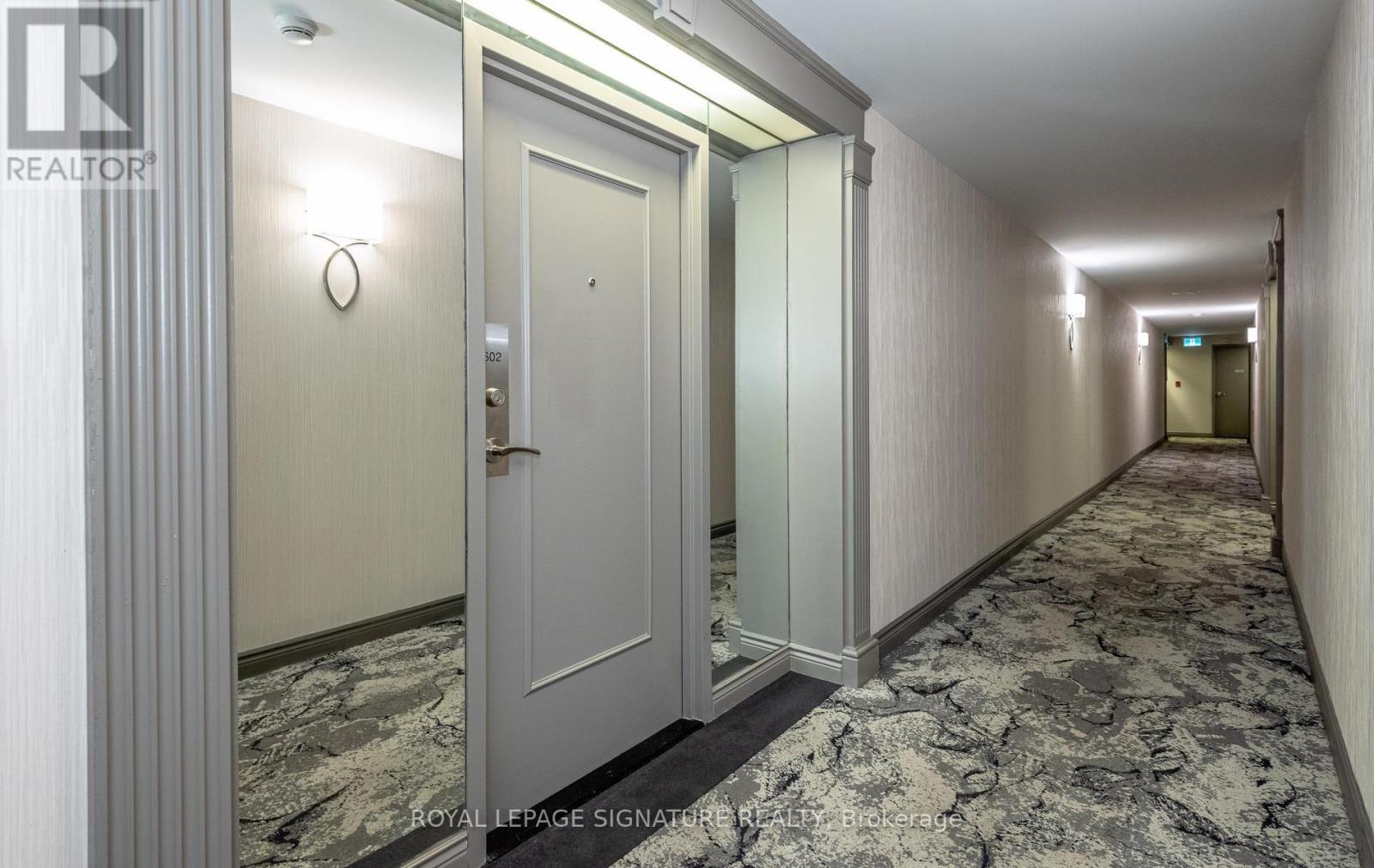 602 - 7300 YONGE STREET