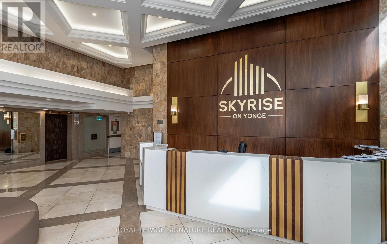 602 - 7300 YONGE STREET