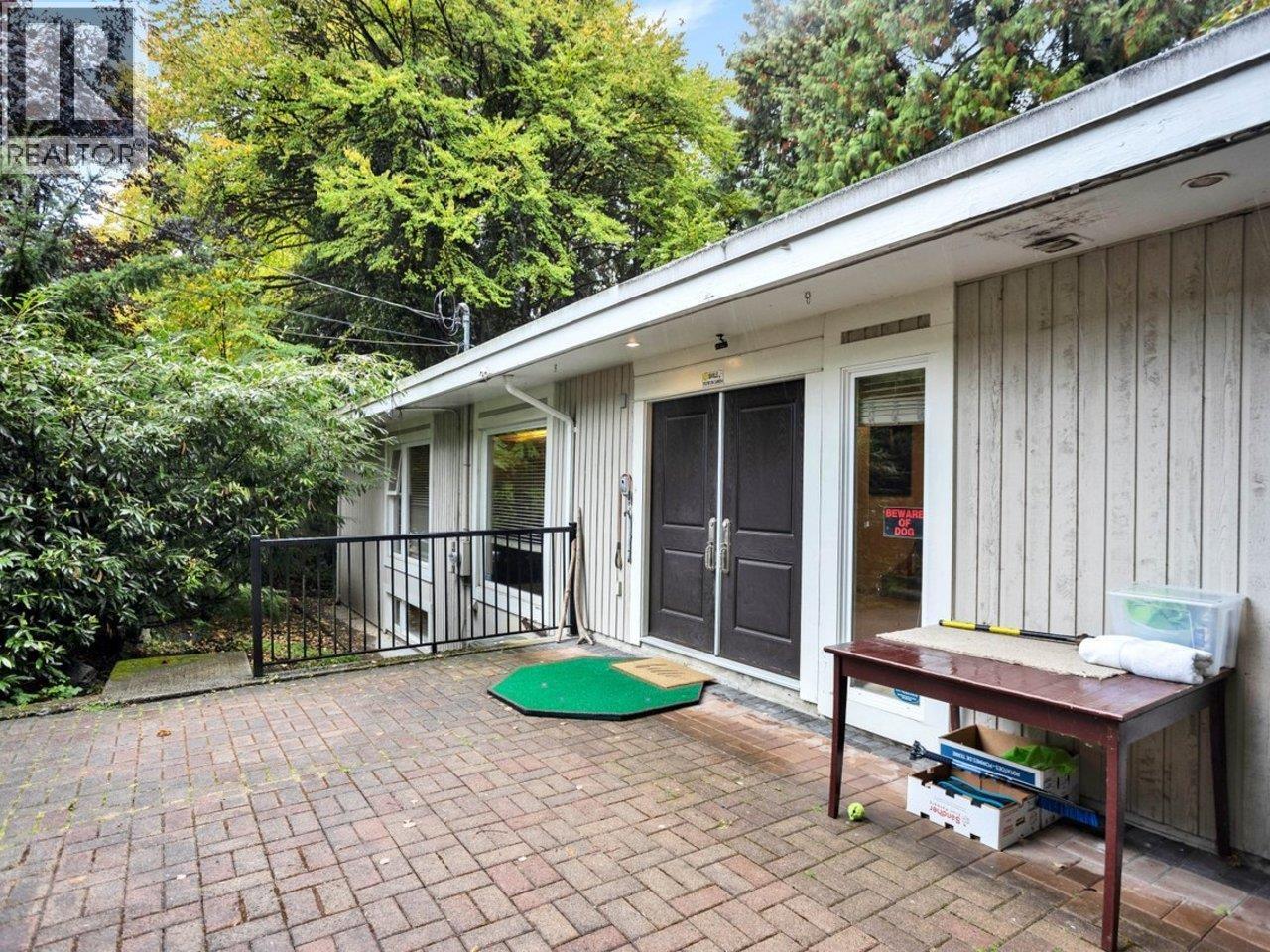 7565 WHELEN COURT