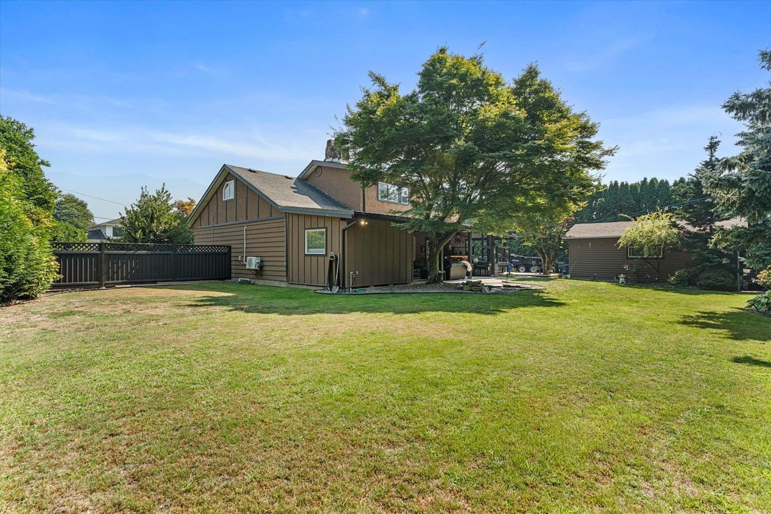 1752 CEDAR PLACE, Agassiz