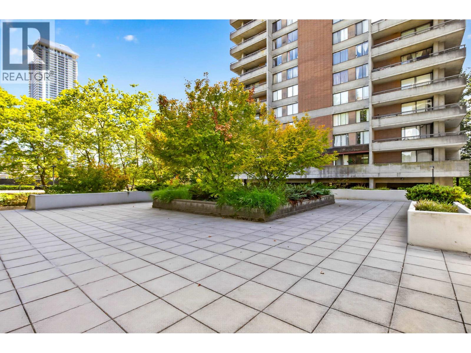 1601 3771 BARTLETT COURT