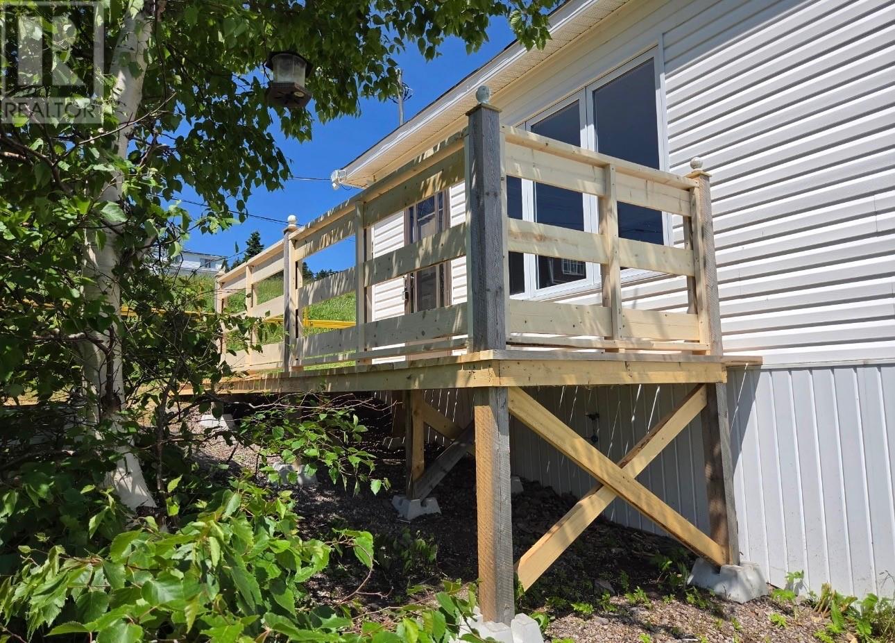 1 Hillside Avenue