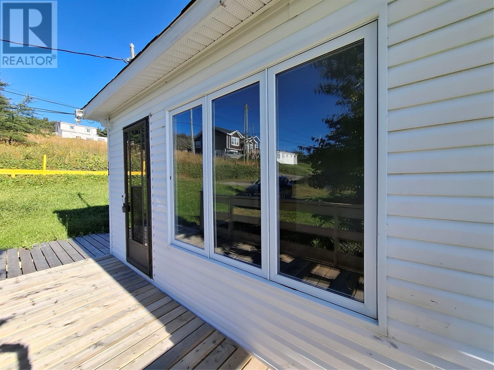 1 Hillside Avenue