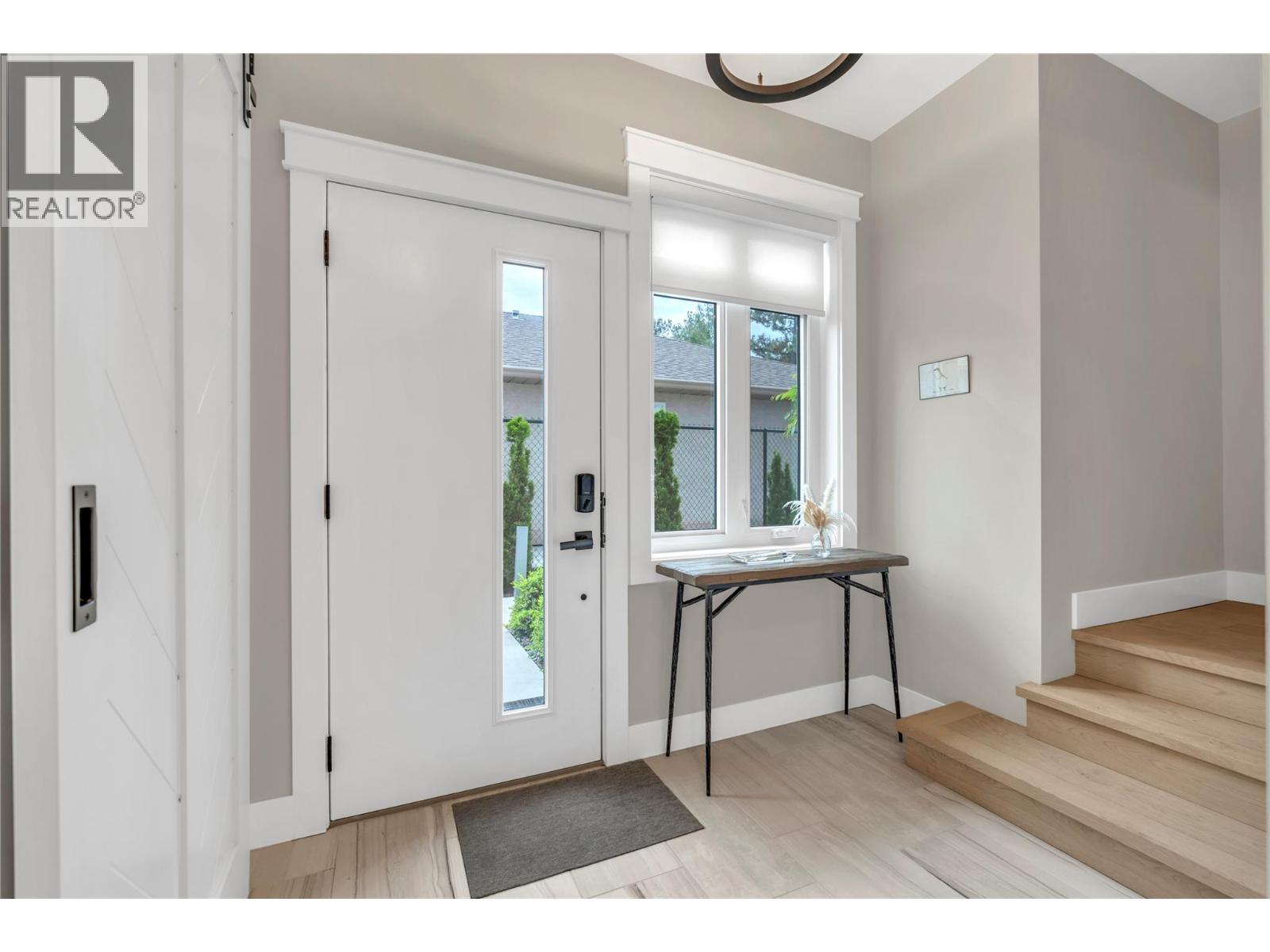 222 LEE Avenue Unit# 102 - Photo 4