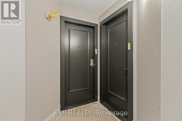 206 - 7250 Yonge St, Vaughan (Crestwood-Springfarm-Yorkhill), ON 4