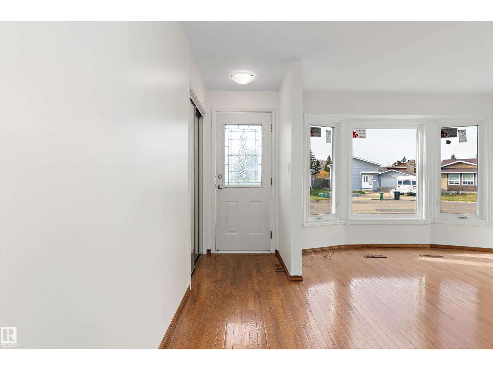 156 DUNLUCE RD NW