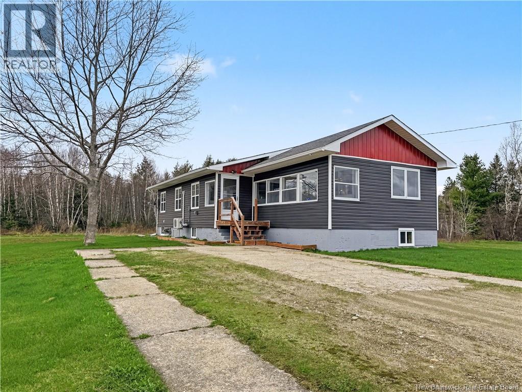 931 Saint Pierre - Photo 1
