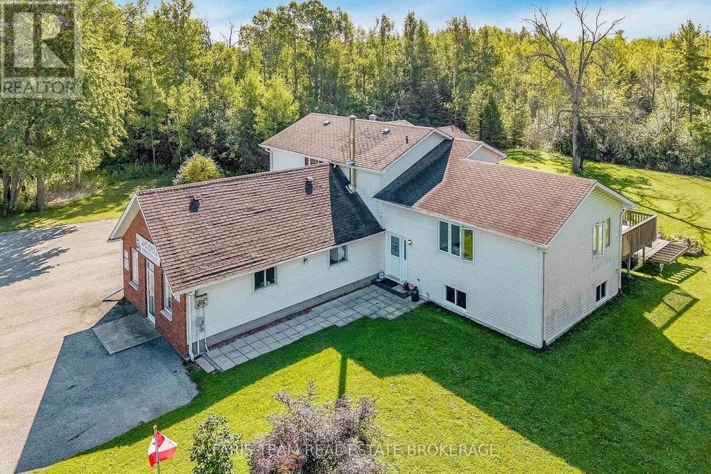 8801 BEACHWOOD ROAD, WASAGA BEACH, ON L9Z 2G5 - Image 1193770474.jpeg?d=l