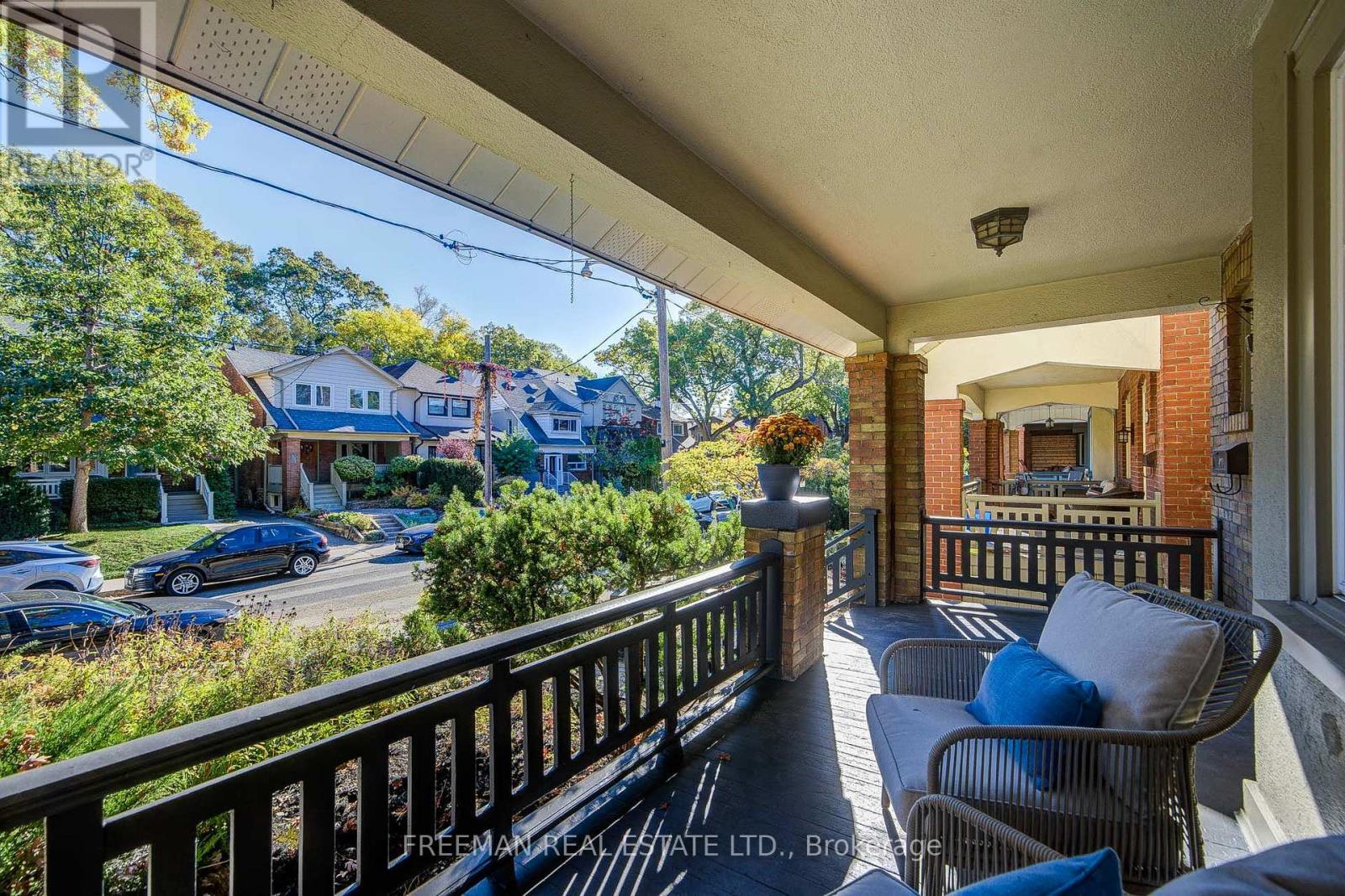 378 DURIE STREET