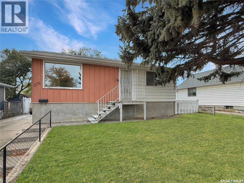 378 9TH AVENUE NW, SWIFT CURRENT, SK S9H 1A9 - Image 1095456827.jpeg?d=l