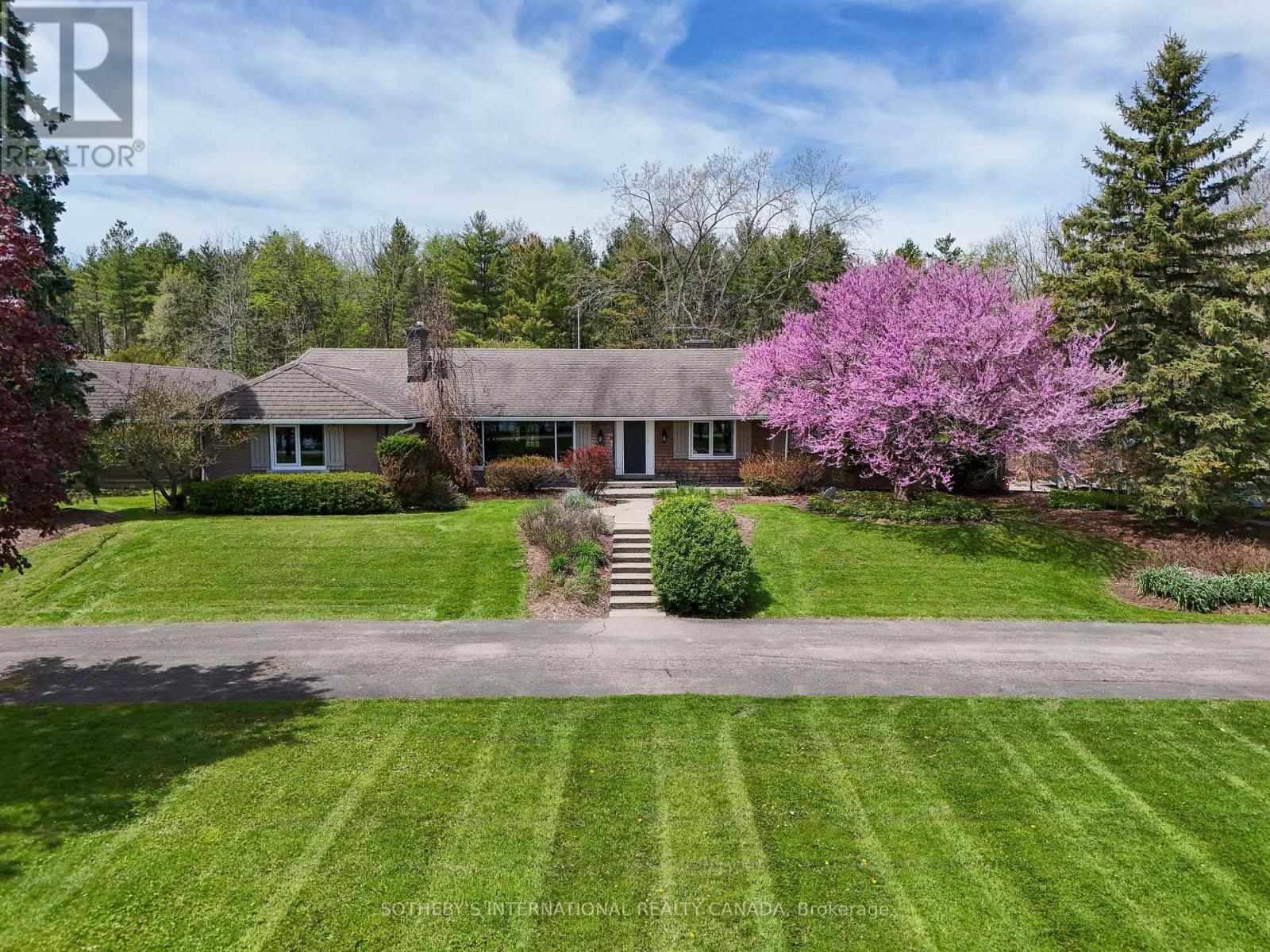 9317 NIAGARA RIVER PARKWAY