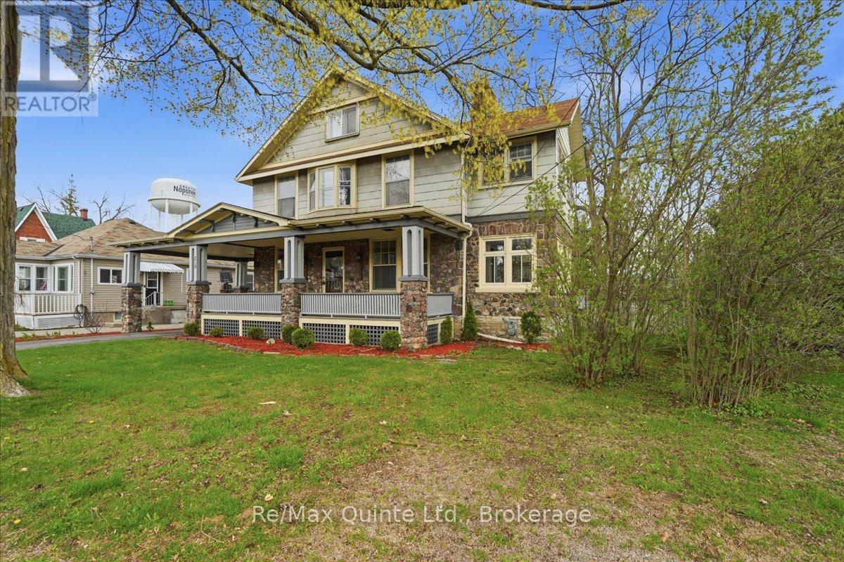 219 EAST STREET