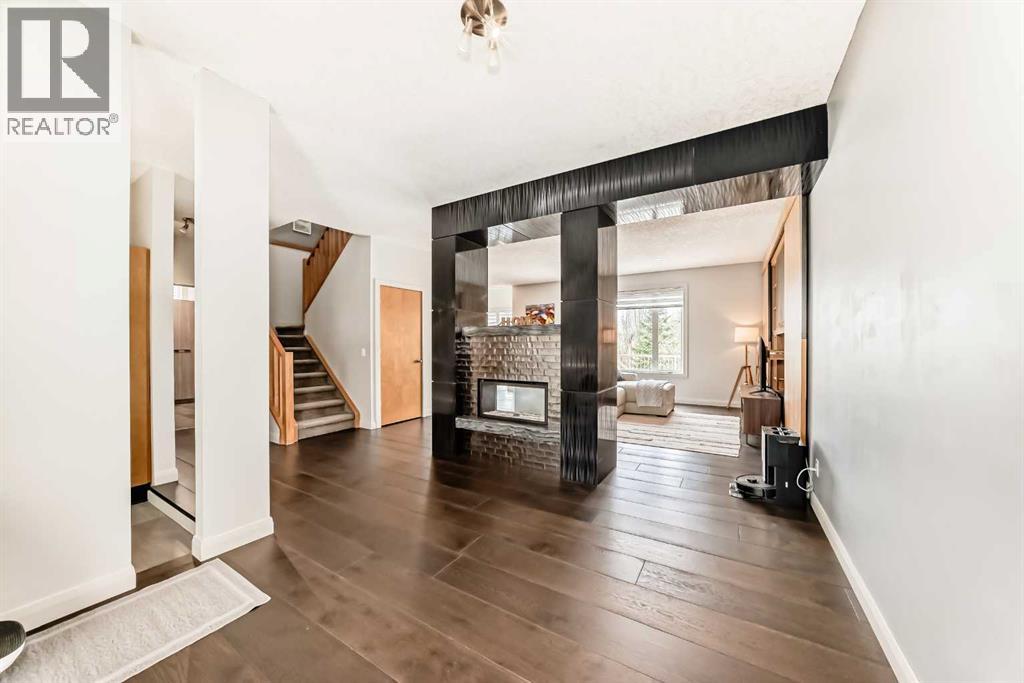 11 Cresthaven Bay SW