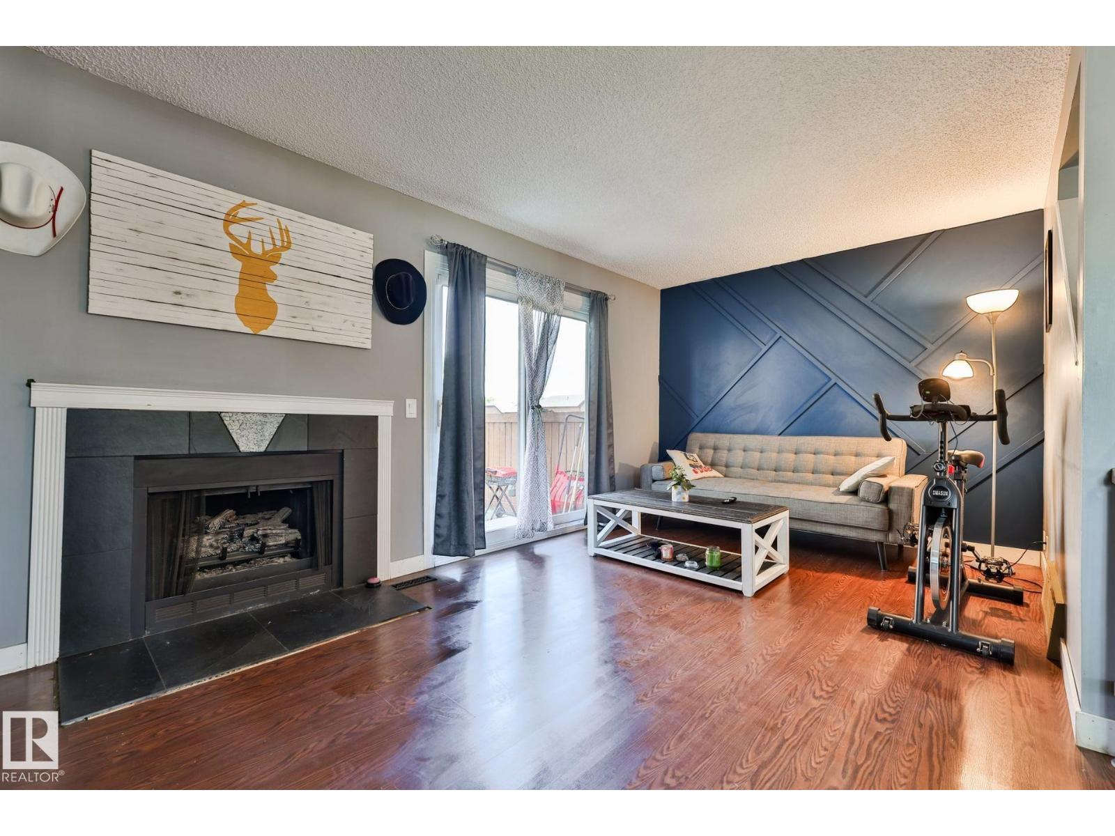 14567 52 ST NW