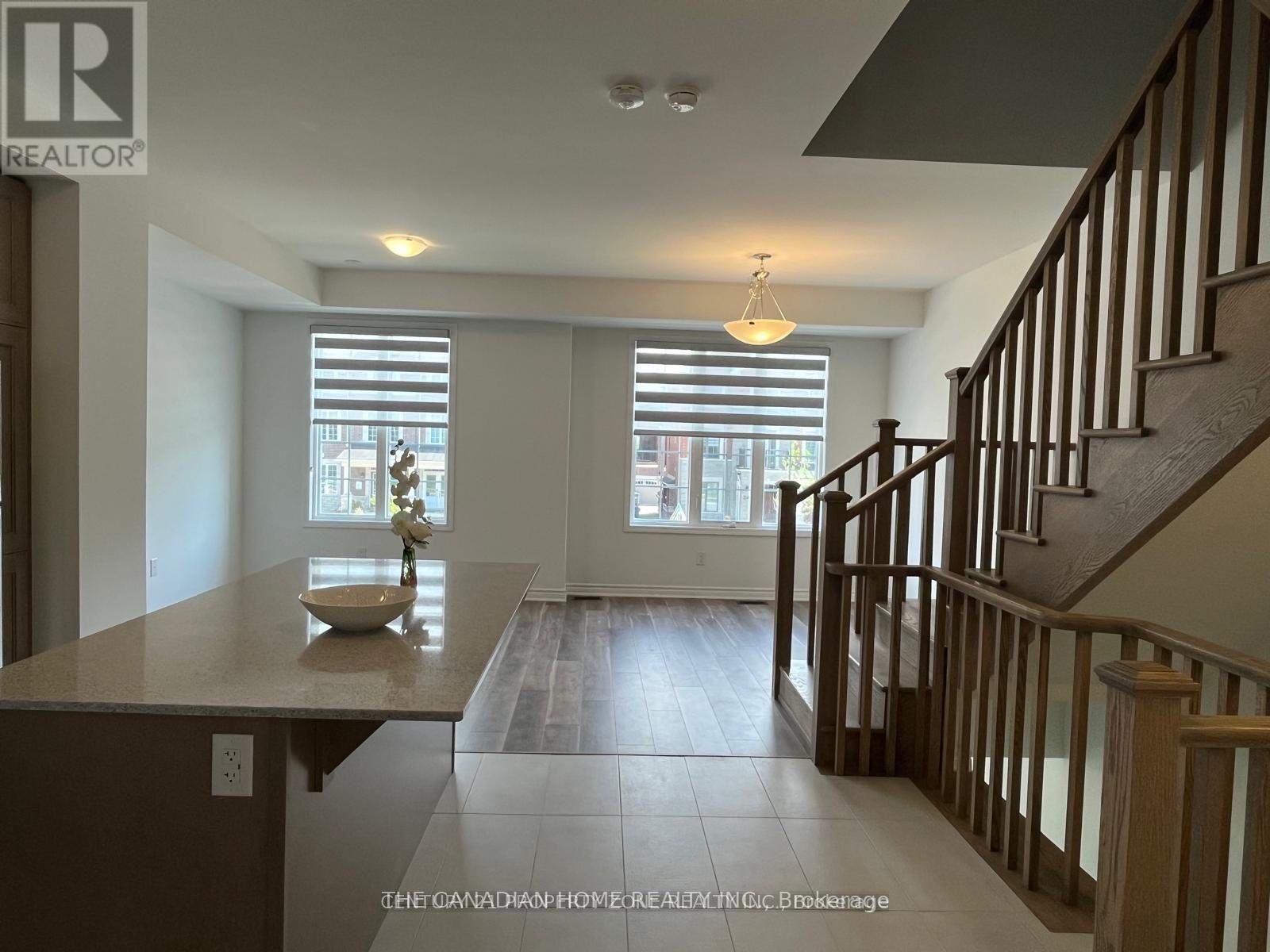 25 CULLINGTREE PLACE