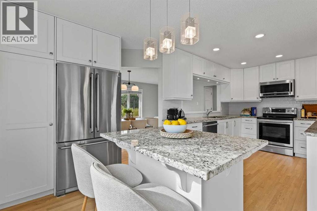 232 Lake Wapta Rise SE