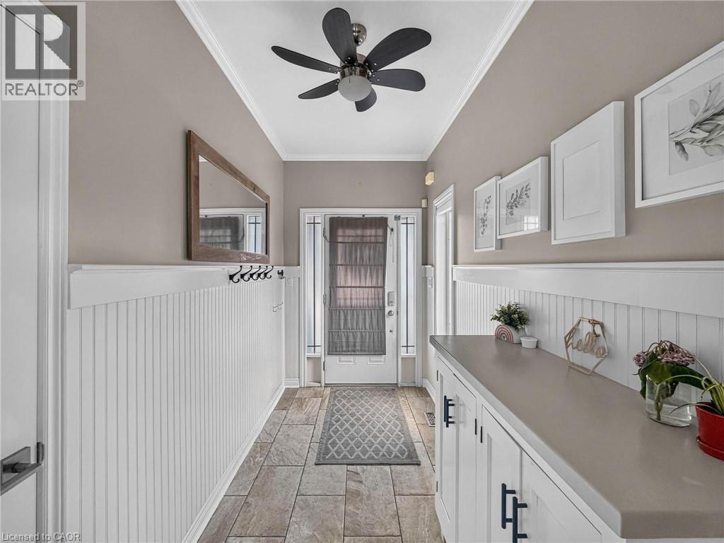 3 HITCHING POST Ridge