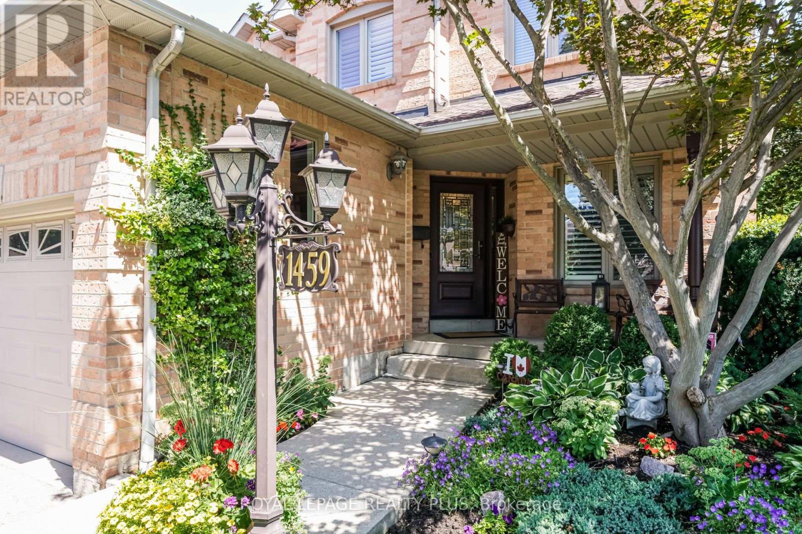 1459 RAVENSMOOR CRESCENT