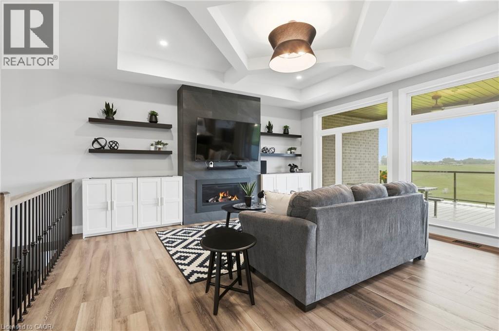 14 HUDSON Drive