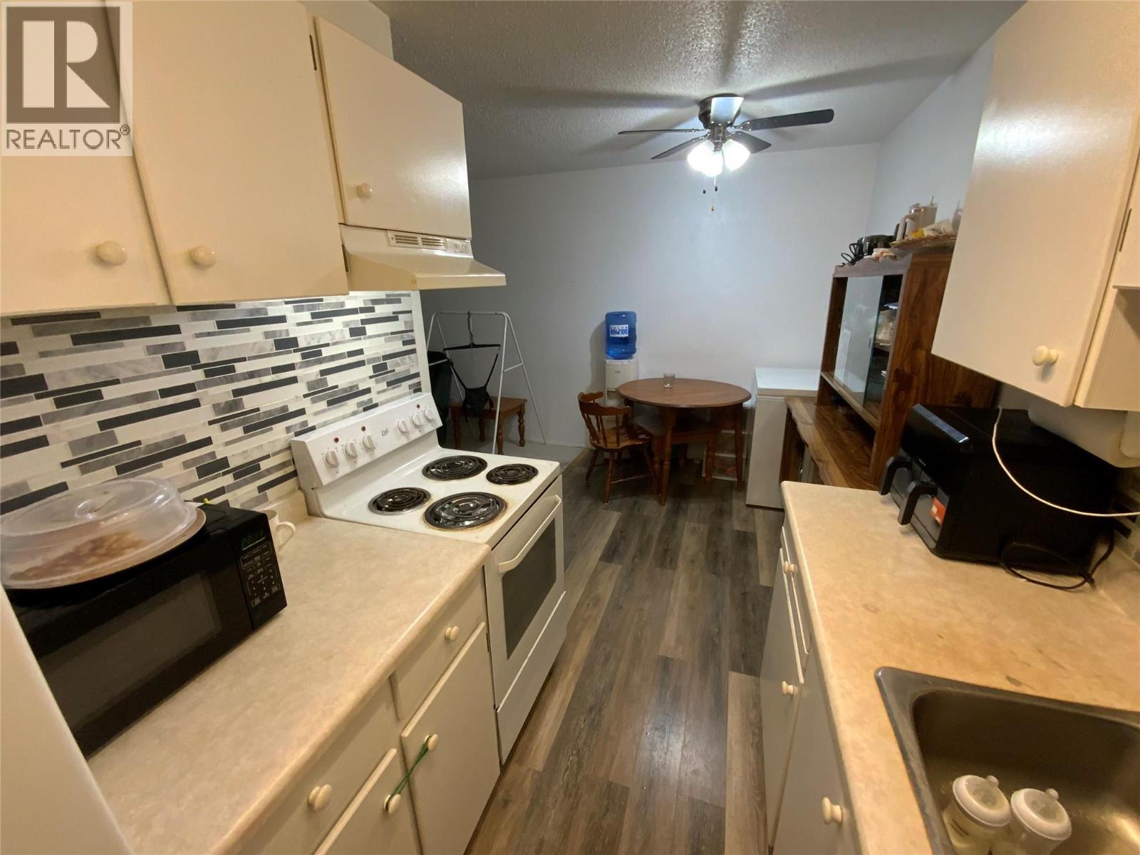 803 Fairview Road Unit# 203