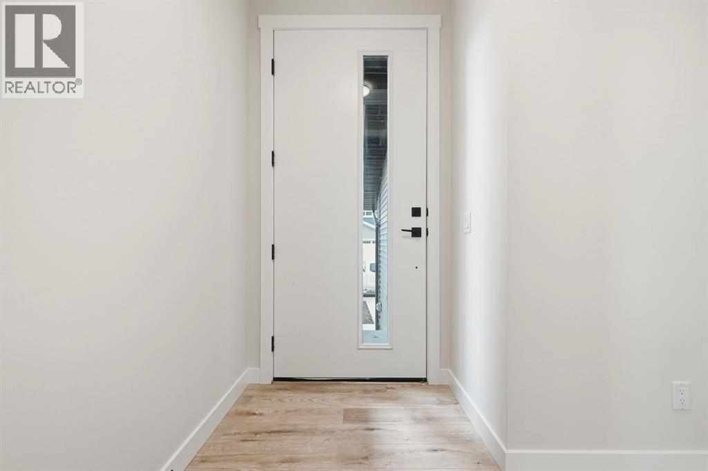 435 kinniburgh Loop