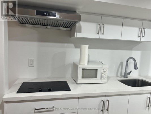 357 Taylor Mills Dr N, Richmond Hill (Crosby), ON 2