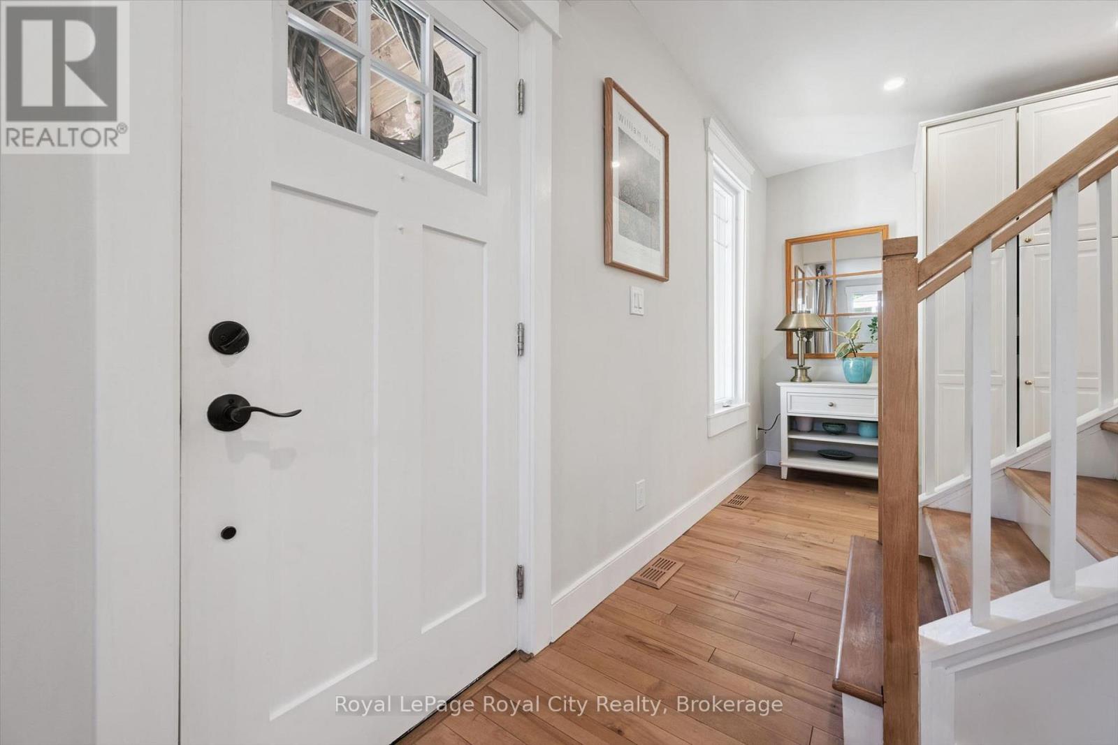 31 JAMES STREET W