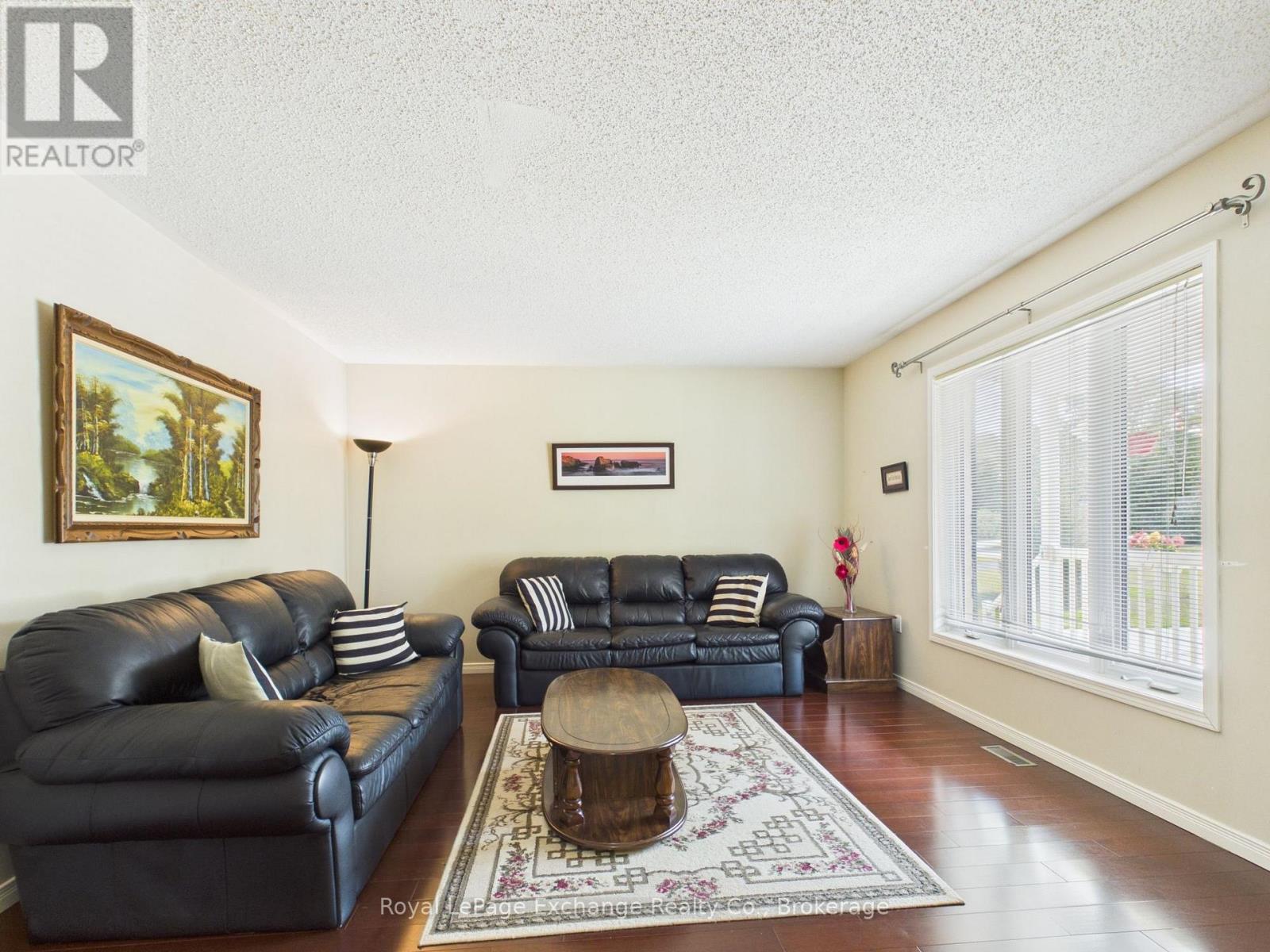 377 LAKE RANGE DRIVE