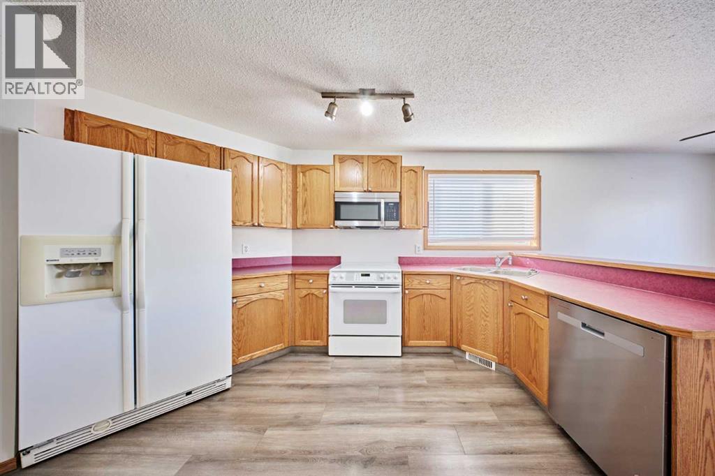 240 Covehaven Road NE