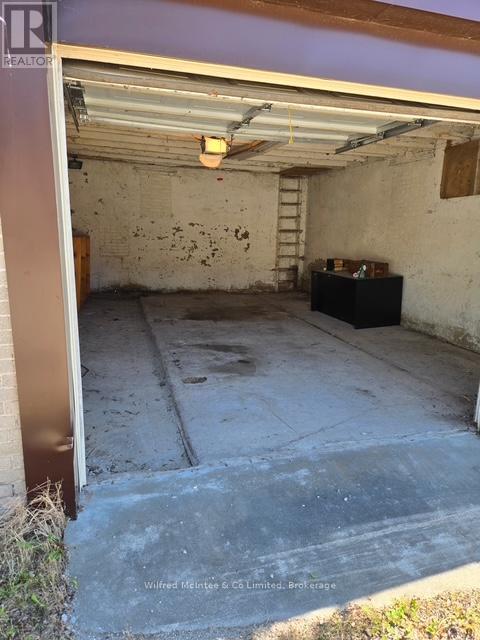 325 (GARAGE) 10TH STREET