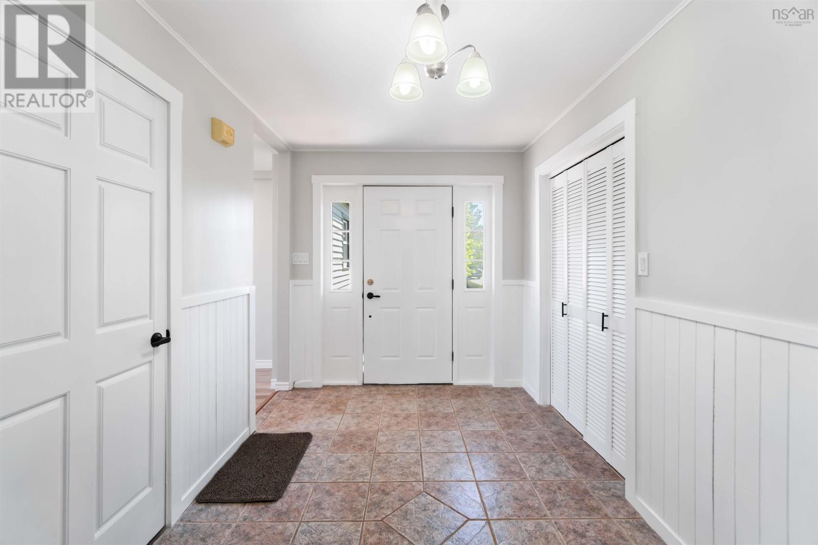 18 Woodman Road - Photo 4