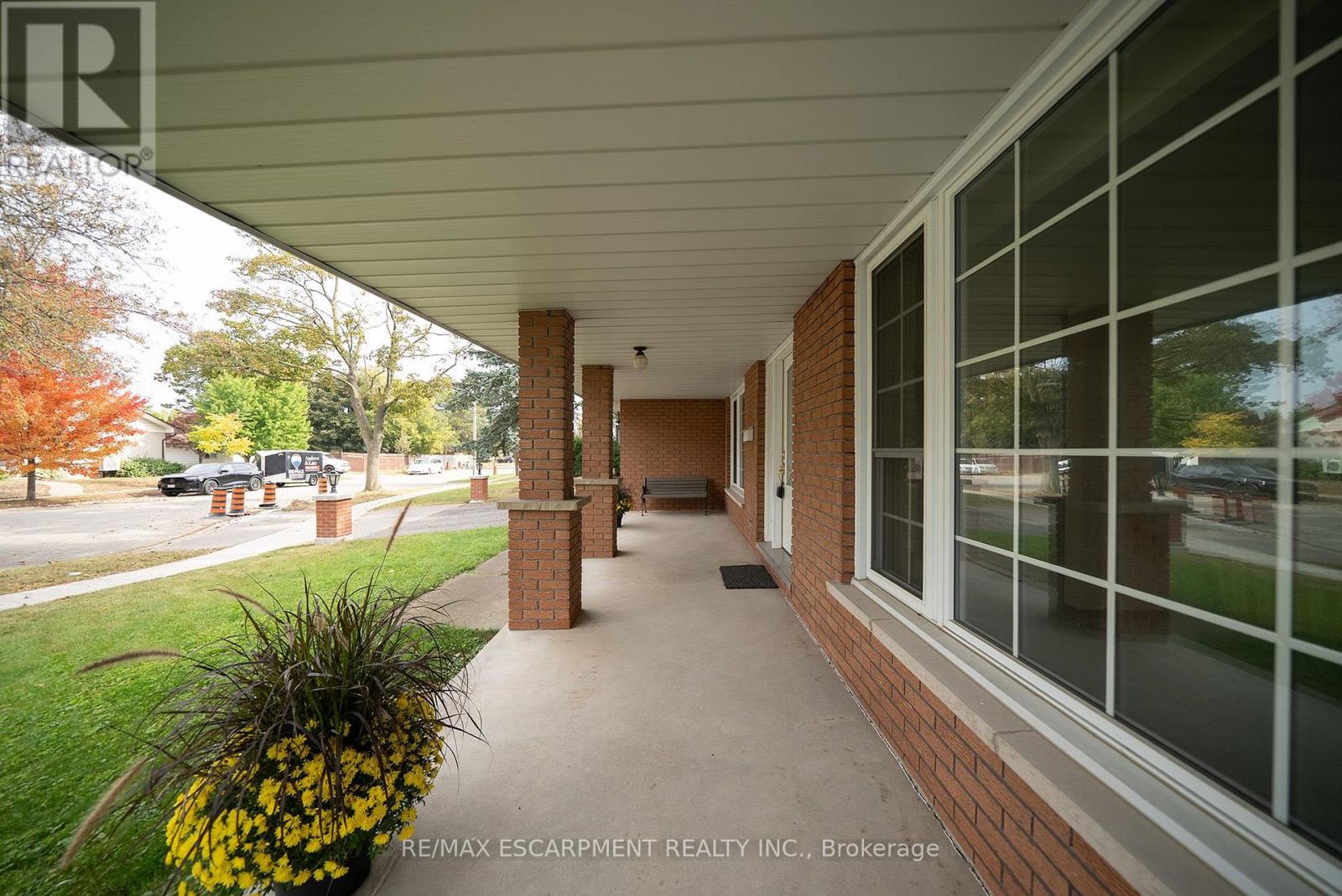 24 JAPONICA CRESCENT